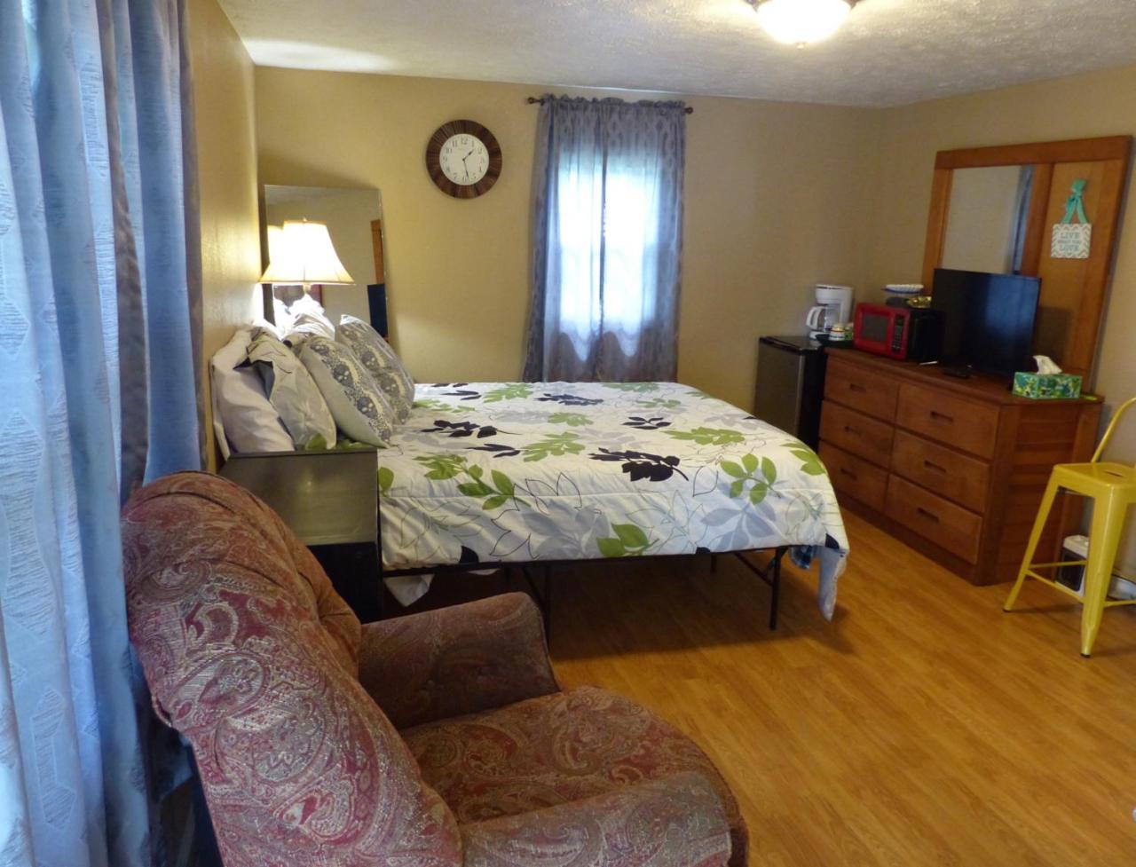 Winter Rentals - Eureka Springs, Beaver Lake Area - Two 4 Bd Full Houses And A 1Bd Unit Exteriör bild